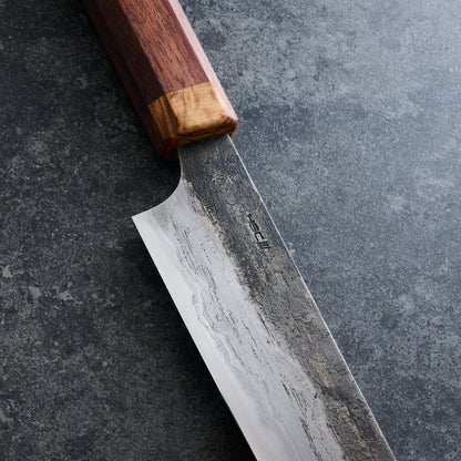 Sujihiki 230mm Wine Barrel Wrought & Apex Ultra – side profile