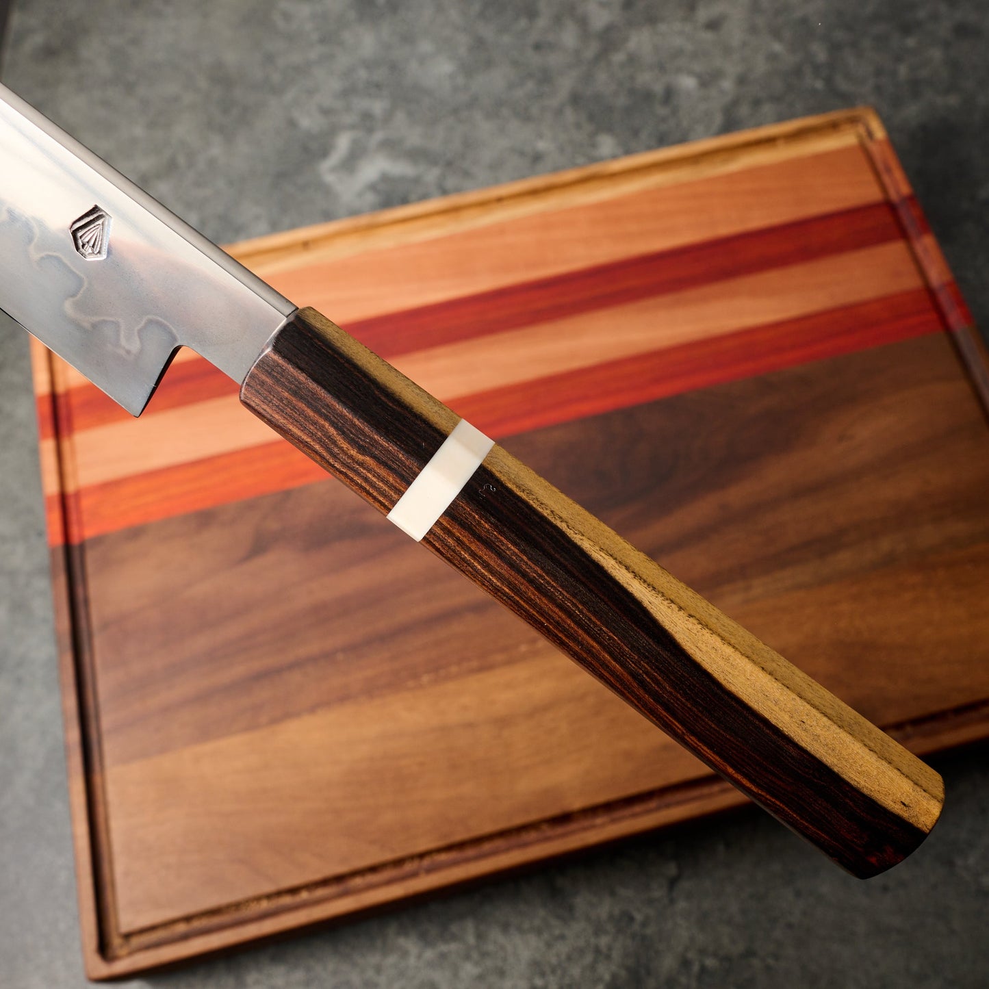 Sujihiki 305mm Honyaki 135Cr3 Rosewood & Imitation Ivory – detail view
