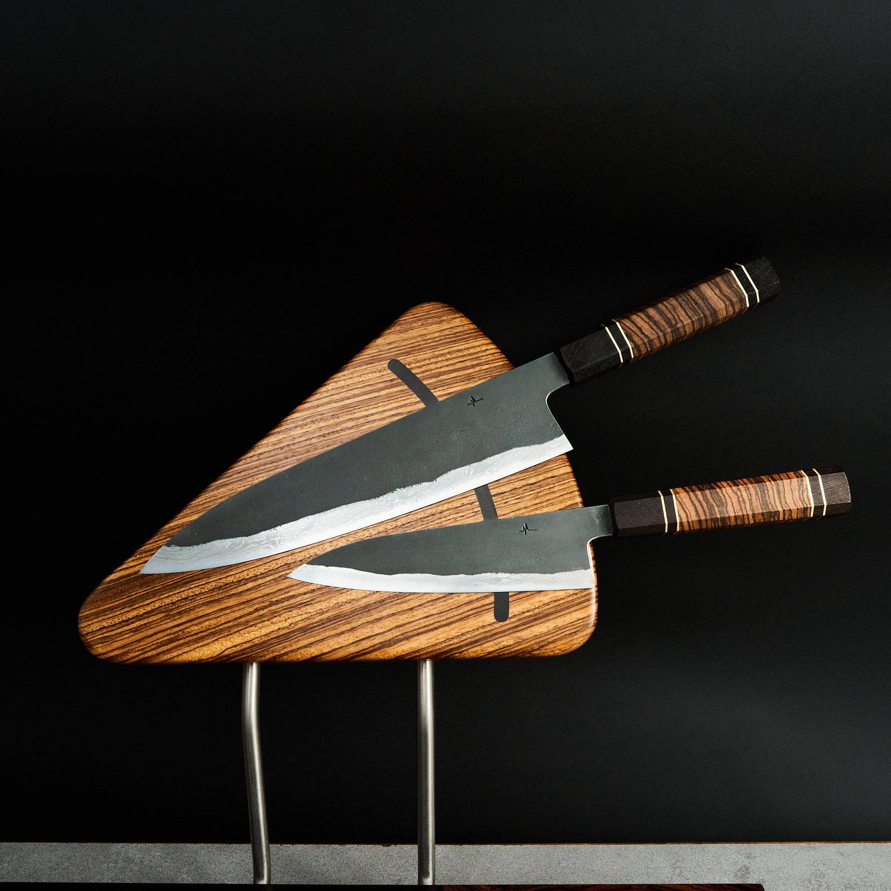 Milan X JustNoble Zebrano Mise-En-Place Set – side profile