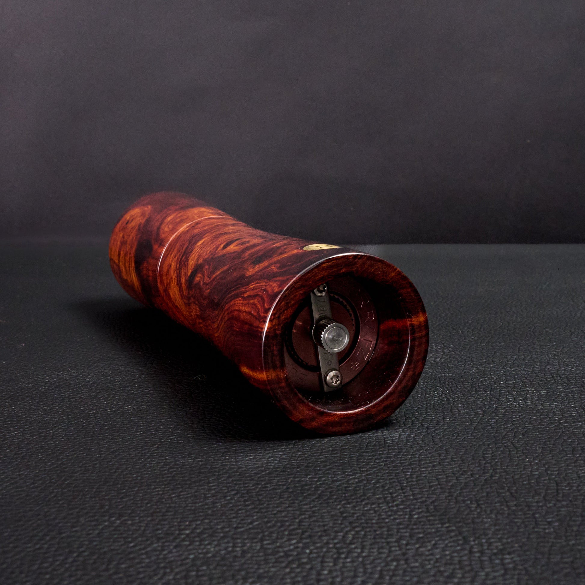 nobleMill® Peppermill Desert Ironwood Burl – detail view