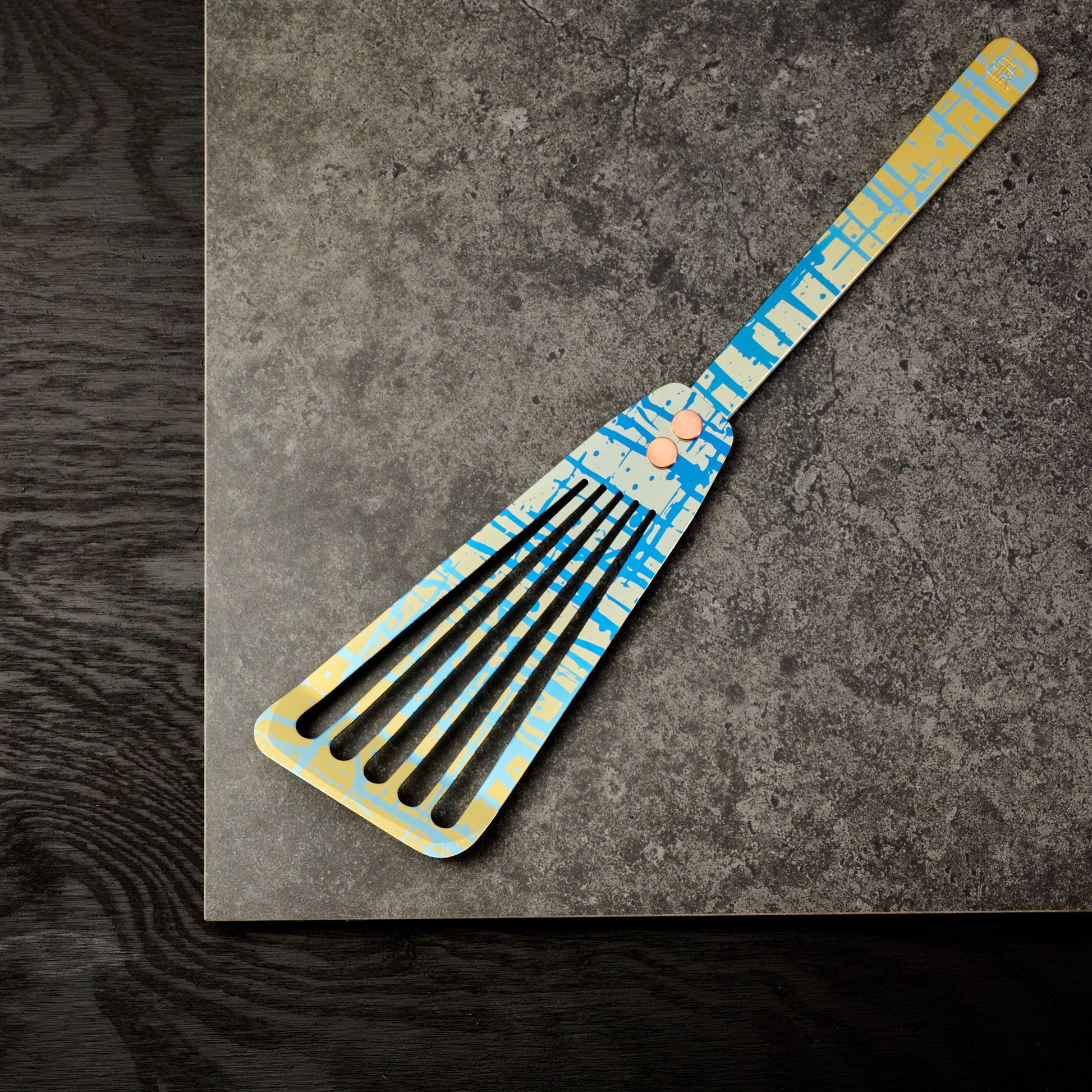 BRT Delux Titanium Fish Spatula Classic