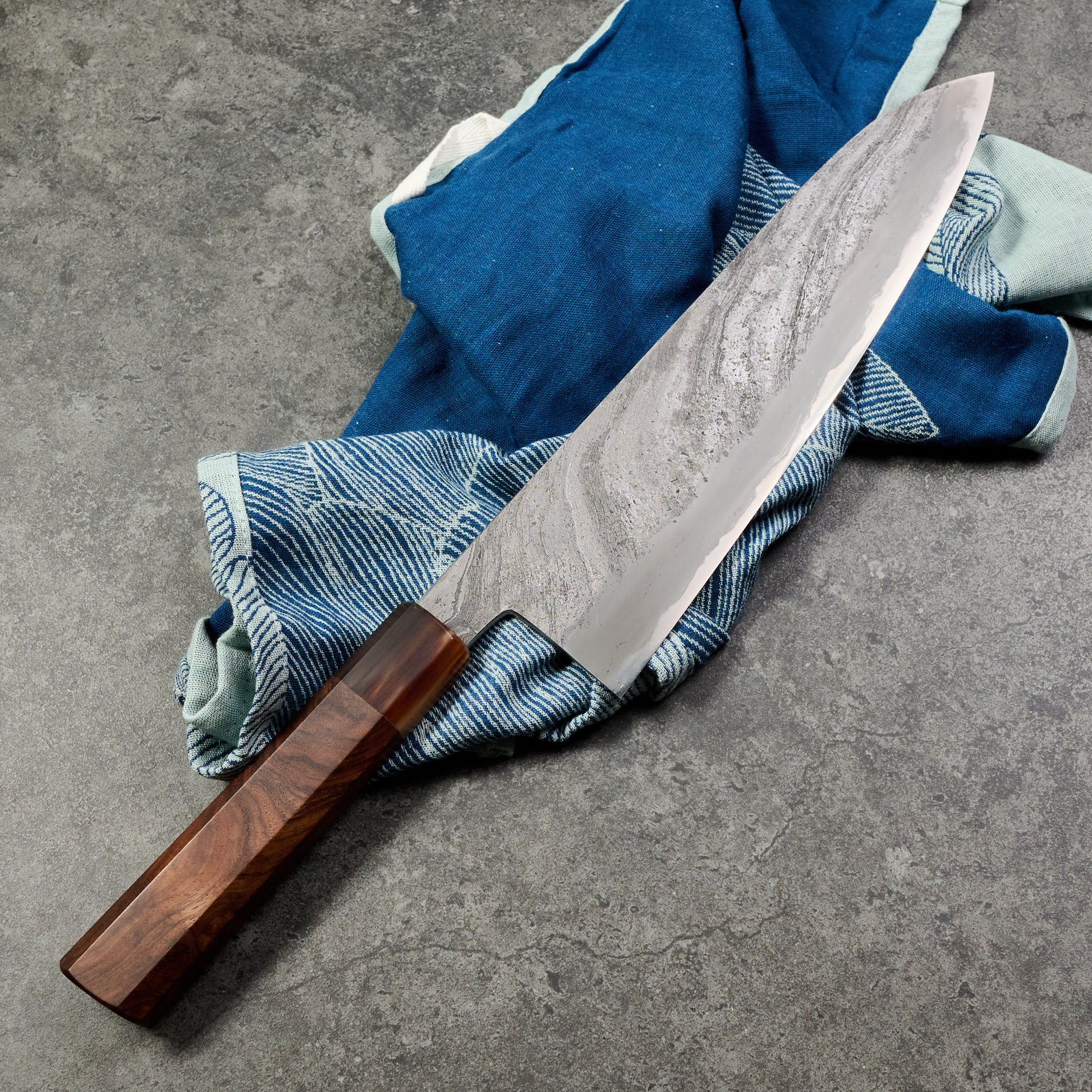 Gyuto 250mm Damascus Twist Clad 135Cr3 Deep Etch 'Roulé Au Chocolat'